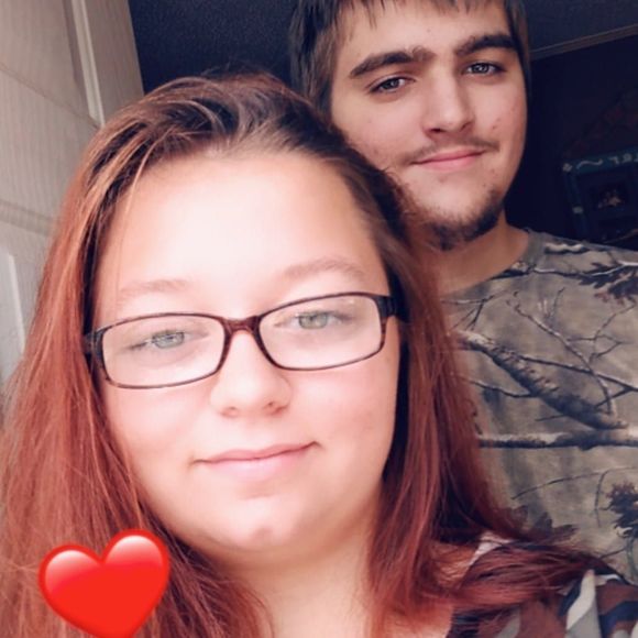 Meet your Posher, Allison - Picture 1 of 1